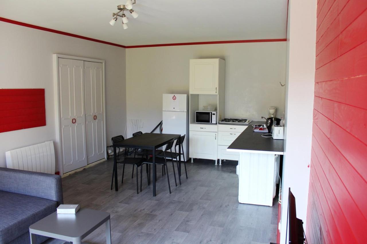 Maison Charmante A Saint-Patrice Avec Jardin Prive Kültér fotó